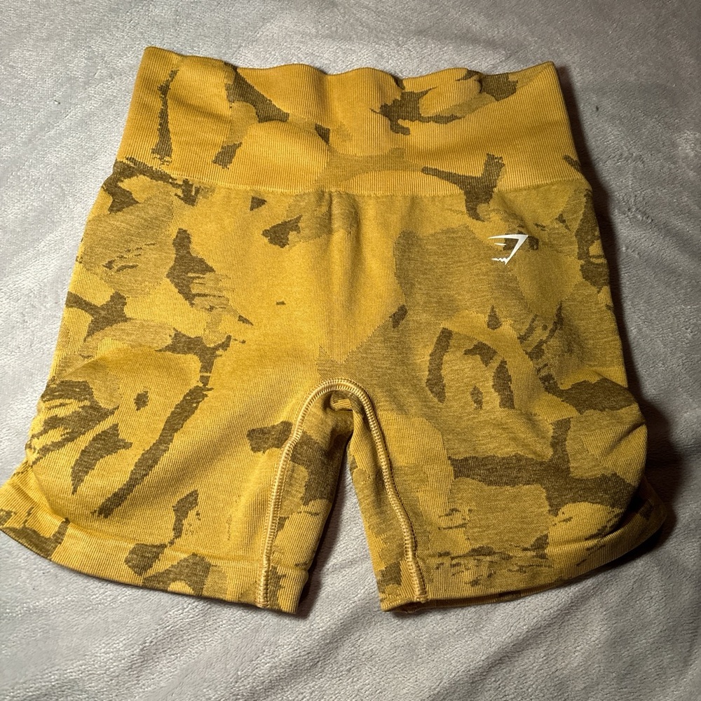 Gymshark Yellow Camo Women Shorts